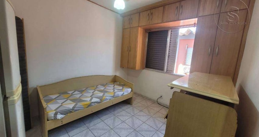 ALUGO KITNET MOBILIADA NA OCIAN, PRÓXIMO DO MERCADO EXTRA, CASAS BAHIA, BRADESCO E FARMÁCIAS.
