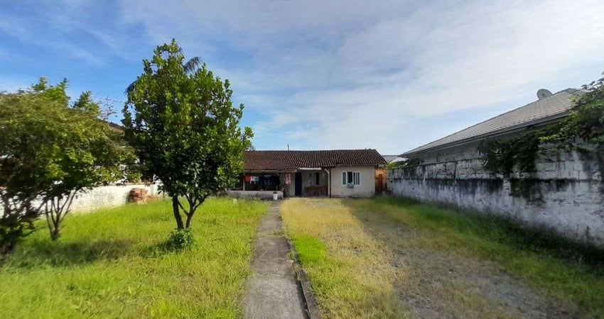 Terreno medindo 13,70x29,00 Aceita permuta por imóvel no local