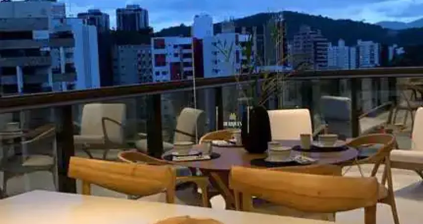 Apartamento com 4 quartos à venda no América, Joinville 