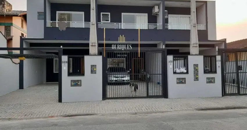 Sobrado Geminado no Boa Vista com 133m² e amplo espaço nos fundos.