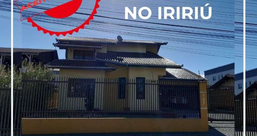 Excelente Sobrado no Iririú com 197m², em ótima localização