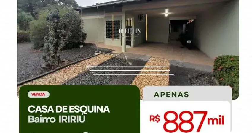 Casa plana de esquina com piscina, possui 3 quartos. aceita permuta por apto.