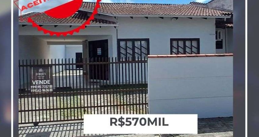 CASA AVERBADA SEMI MOBILIADA NO GUANABARA COM SUITE +2QUARTOS .