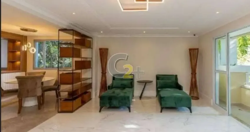 CASA CONDOMINIO - CAMPO BELO - 4 SUITES - 4 VAGAS DE GARAGEM - REFORMADO
