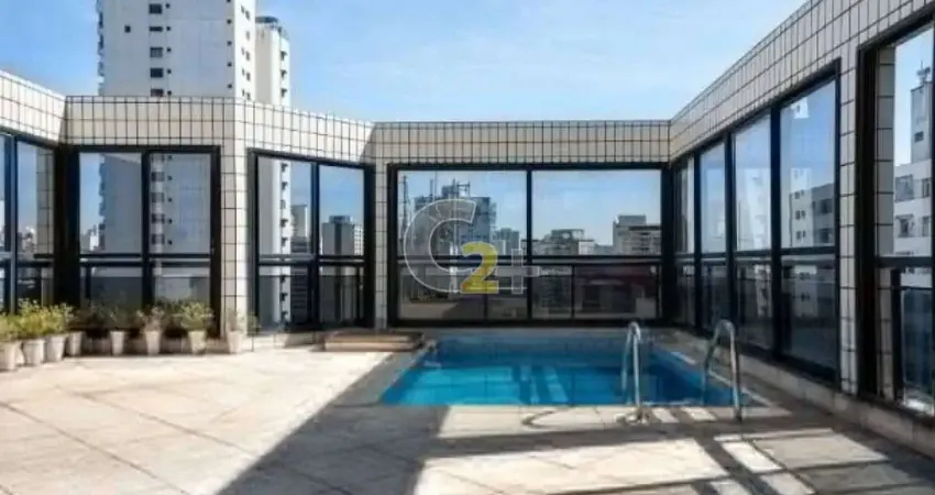 Cobertura duplex à venda em Higienópolis com 2 suítes e 3 vagas
