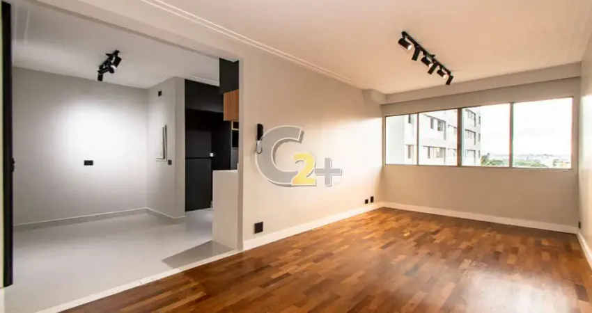 Apartamento à venda no Alto de Pinheiros com 3 quartos, 1 suíte e 1 vaga
