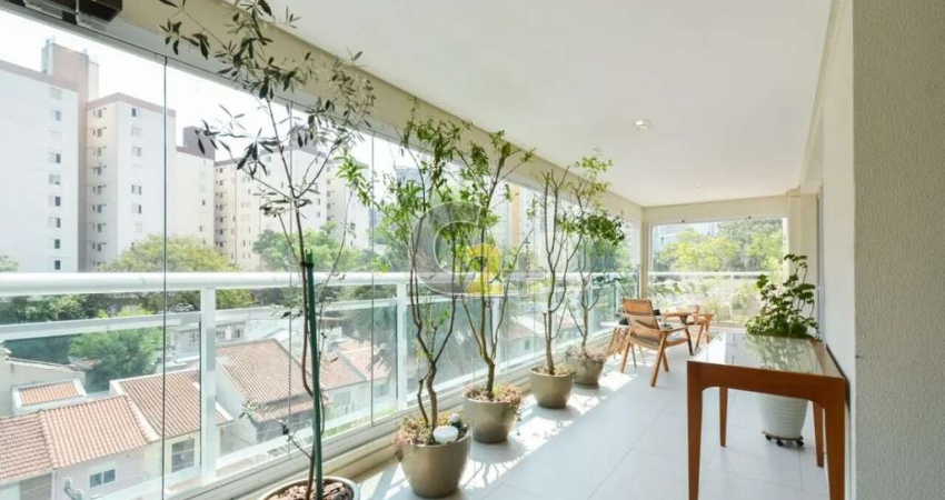 Apartamento à venda na Vila Mariana com 4 quartos, sendo 2 suites e 3 vagas