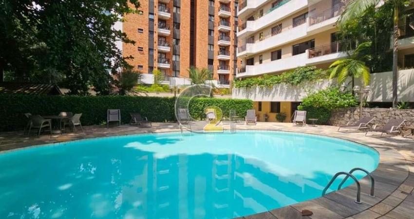 Apartamento a venda em Moema com 4 quartos,  3 vagas