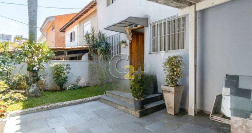 Casa de condomínio a venda na Vila Madalena  com 3 quartos, 1 suíte,  3 vagas