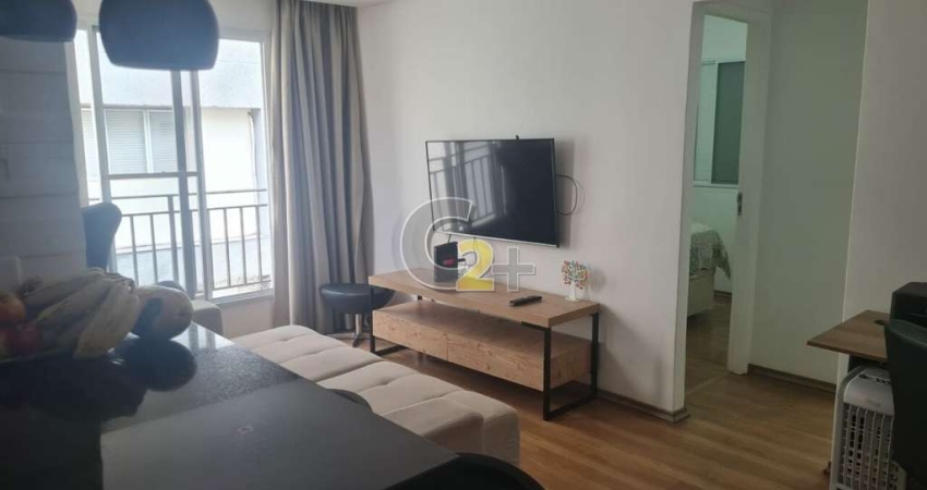 Apartamento mobiliado e reformado à venda na Vila Madalena 50 m², 1 quarto, varanda e 1 vaga.