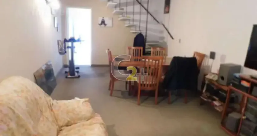 Sobrado a venda na Pompéia com 3 quartos, 1 suíte, 2 vagas de garagem