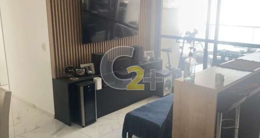 Apartamento á venda na Vila Romana, 2 quartos, 1 suíte, 1 vaga de garagem.