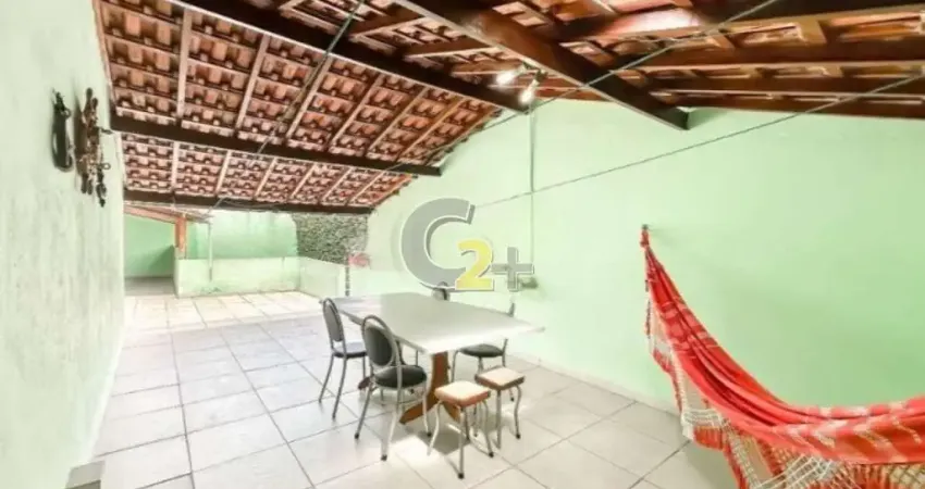 Sobrado à venda no Sumarézinho  com 3 quartos, 1 suíte, 2 vagas