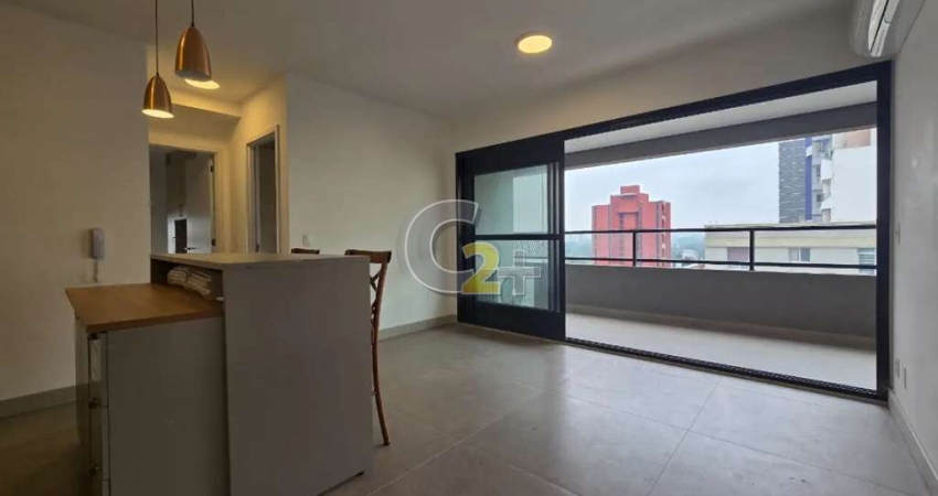 Apartamento à venda em Pinheiros com 2 suites e 1 vaga