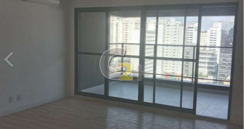 Apartamento à venda em Pinheiros com 2 suítes e 2 vagas