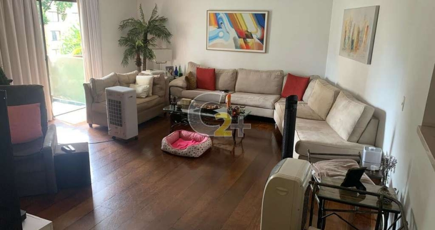 Apartamento à venda em Moema com 4 quartos, sendo 2 suítes e 3 vagas