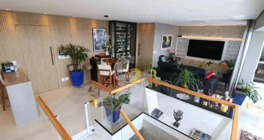 Cobertura à venda em Pinheiros com 1 suíte e 2 vagas.