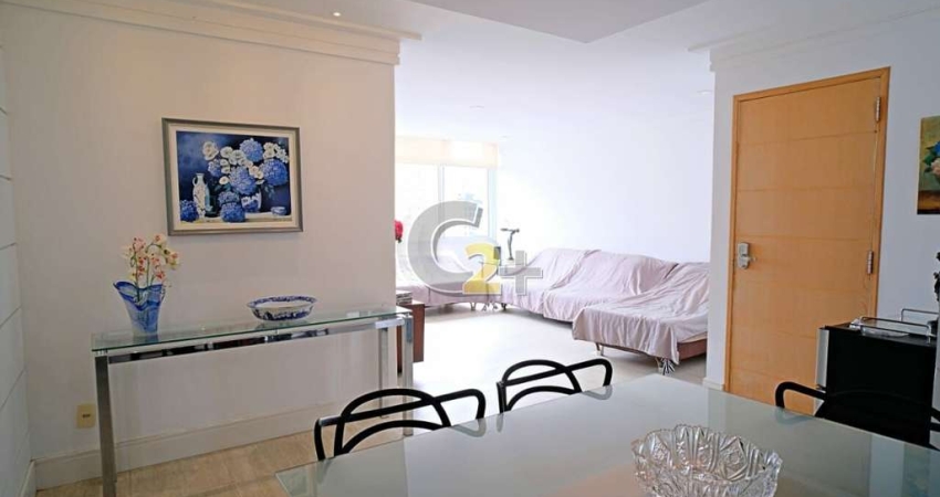 APARTAMENTO - PINHEIROS - 3 QUARTOS - 1 SUÍTE - 1 VAGA  DE GARAGEM .