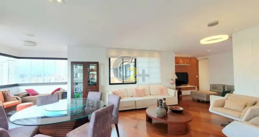 Apartamento á venda na Vila Romana, 4 quartos, 1 suíte, 3 vagas de garagem.