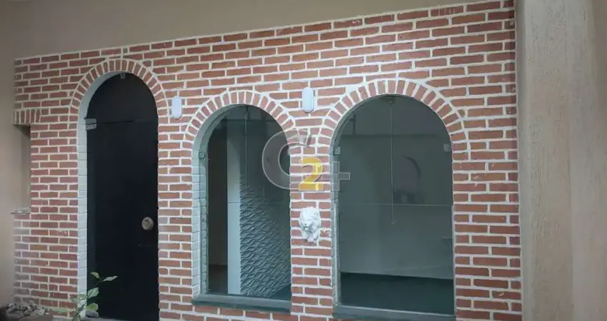 Casa á venda na Bela Vista, 4 quartos, 2 suítes, sem vaga.