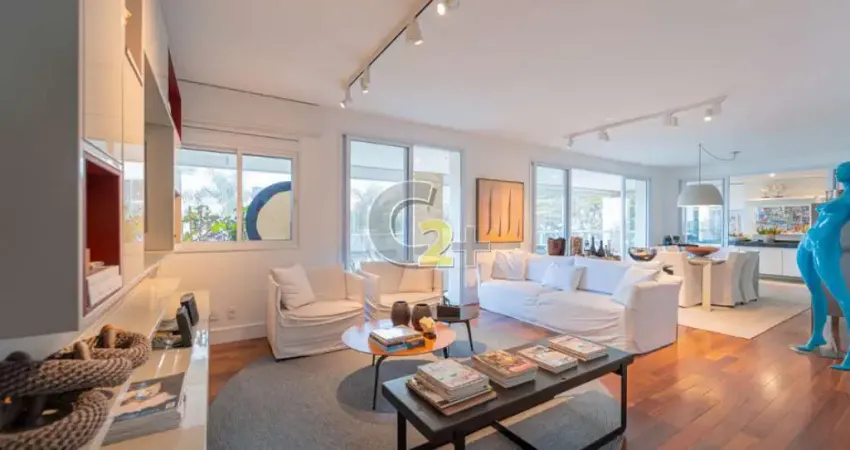 Apartamento à venda em Campo Belo com 3 suítes e 3 vagas