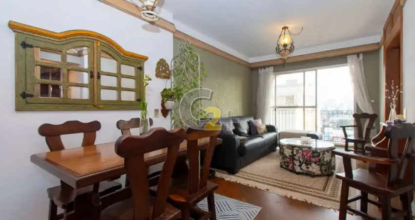 Apartamento à venda em Moema com 3 quartos, sendo 1 suíte e 2 vagas