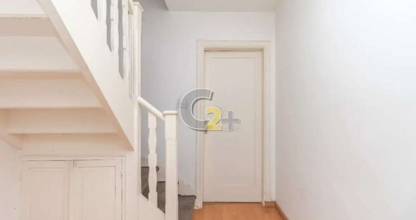 Casa Sobrado a venda em Perdizes com 2 quartos 2 vagas de garagem