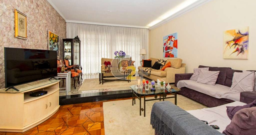 Casa á venda na Vila Mariana, 3 quartos, 1 suíte, 2 vagas de garagem