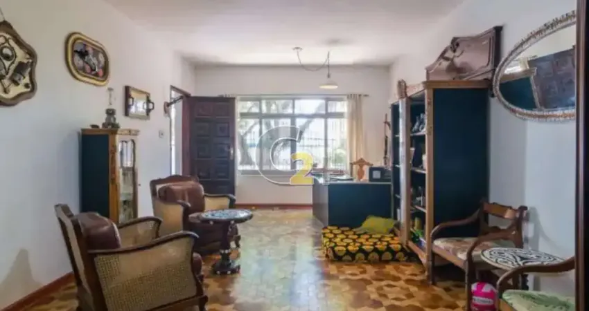 Casa com 3 quartos à venda na Rua Saramenha, --, Sumaré, São Paulo