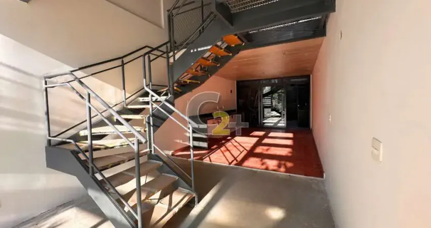 Casa à venda em condomínio com 2 quartos, sendo 1 suíte e 2 vagas