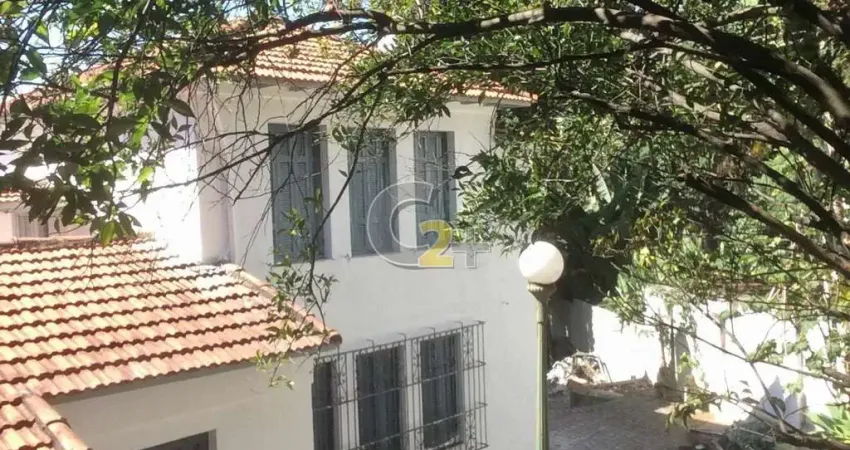 Sobrado à venda no Alto da Lapa com 4 quartos, 7 vagas de garagem