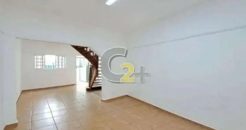 Casa sobrado, venda, Bela Vista, 2 quartos, 1 vaga, quintal com edícula.