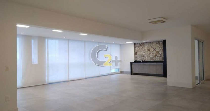 Apartamento à venda na Barra Funda,  4 suítes, 4 vagas.