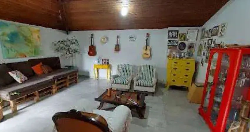 Casa com 3 dormitórios à venda, 245 m² por R$ 780.000,00 - Parque Moema - Franca/SP