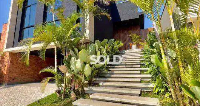 Casa com 3 dormitórios à venda, 232 m² por R$ 3.000.000,00 - Parque Universitário - Condomínio Villa Piemonte - Franca/SP