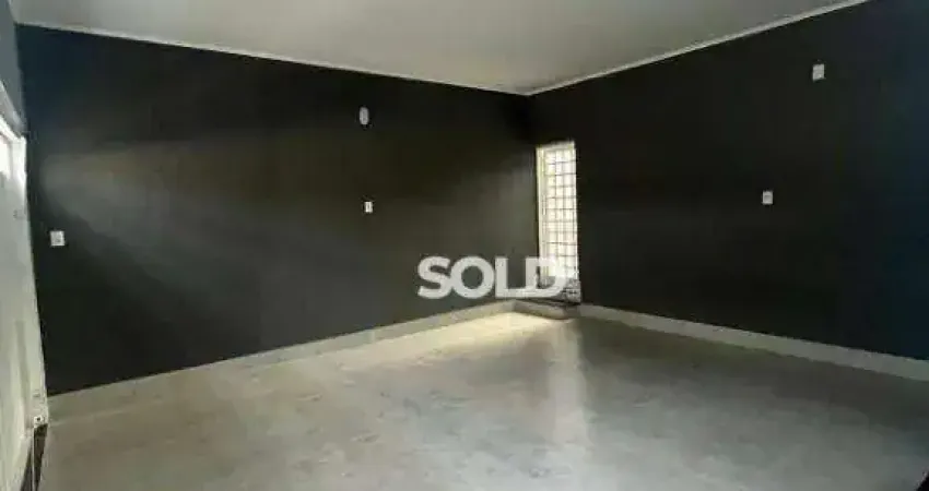 Casa com 3 dormitórios sendo 1 suíte, área gourmet com piscina,  200 m² de construção, à venda por R$ 750.000,00 - Jardim Barão - Franca/SP