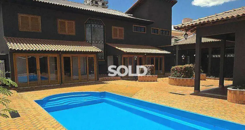 Sobrado com 3 dormitórios à venda, 593 m² por R$ 2.800.000,00 - Vila Flores - Franca/SP