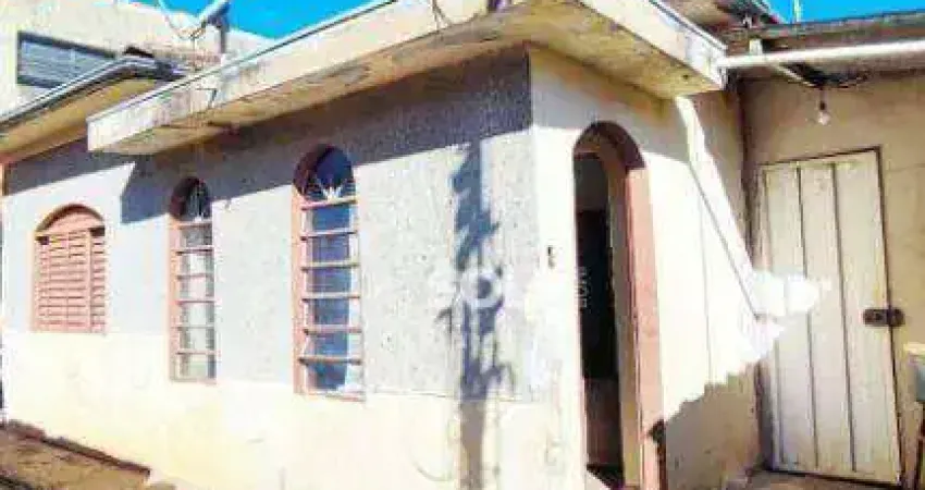 Casa com 3 dormitórios à venda, 155 m² por r$ 200.000 - parque do castelo - franca/sp