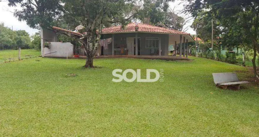 Ranchoa venda no Município de Cássia.MG. Você procura tranquilidade? é aqui que você encontra.