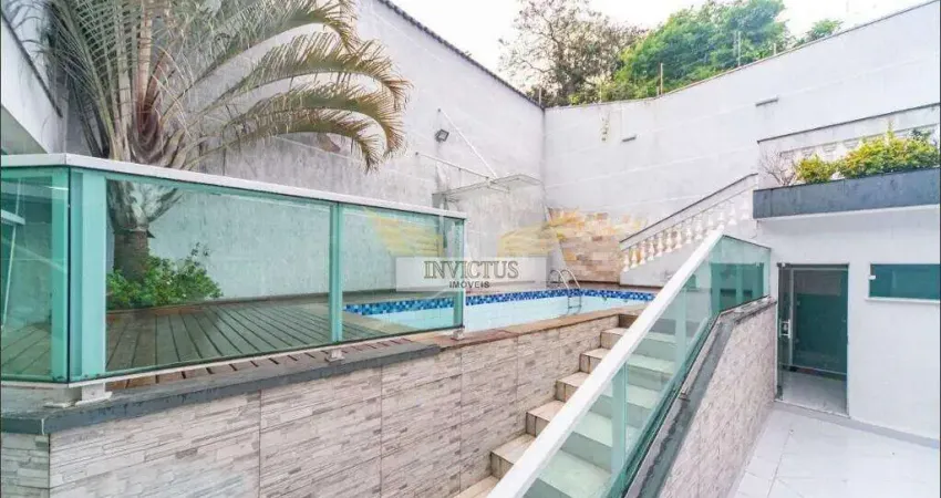 Sobrado com 3 Suítes para Comprar, 525m² - Vila Helena, Santo André/SP.