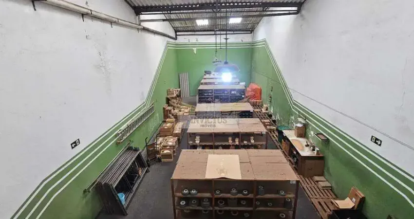 Galpão Comercial para Comprar, 260m² - Jardim Santo Antônio, Santo André/SP.