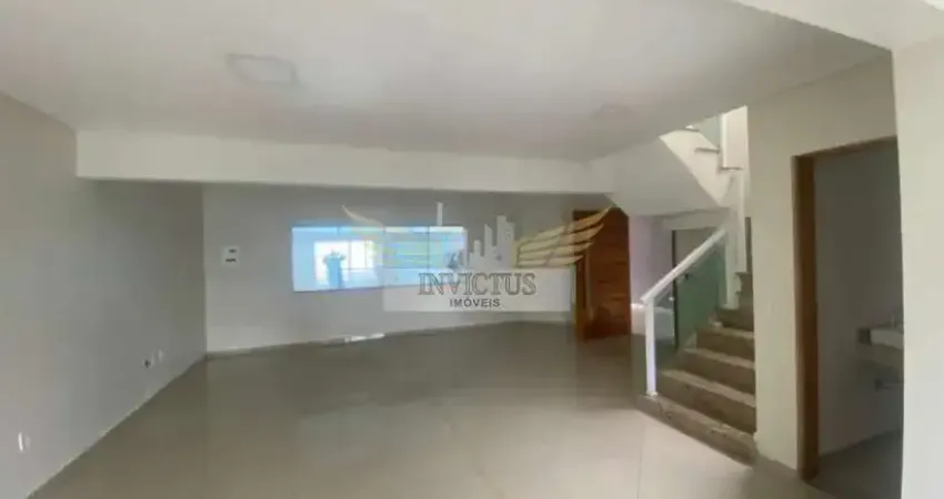 Sobrado com 3 Quartos para Alugar, 220m² - Centro de Santo André/SP.