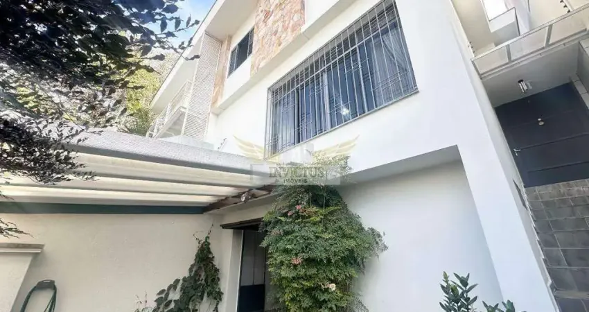 Sobrado com 4 Quartos para Comprar, 189m² - Bairro Jardim, Santo André/SP.