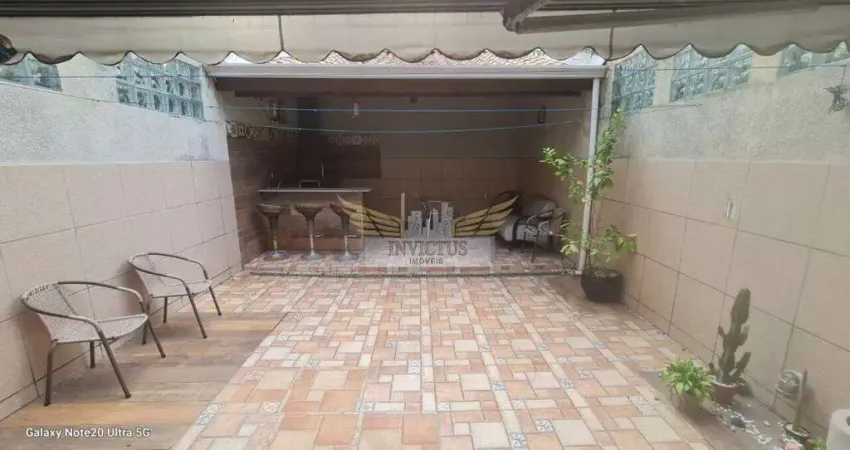 Sobrado com 3 Quartos para Comprar, 200m², Bairro Campestre - Santo André/SP.