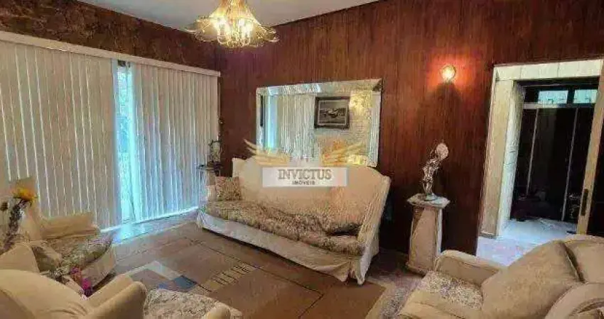 Casa Comercial com 3 Salas para Comprar, 130m² - Bairro Campestre, Santo André/SP.
