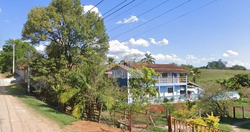 Chácara com 2 Quartos para Comprar, 1.970m² - Goiabal, Pindamonhangaba/SP.