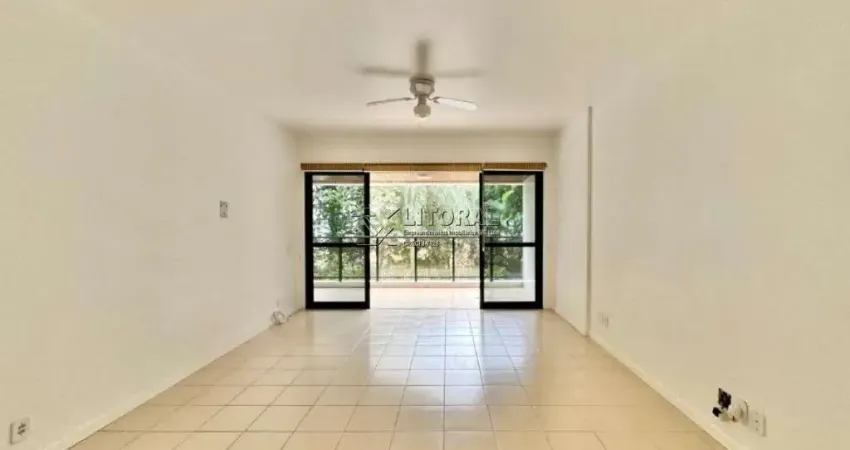 03 Dorms, lazer completo, debruçado ao mar!