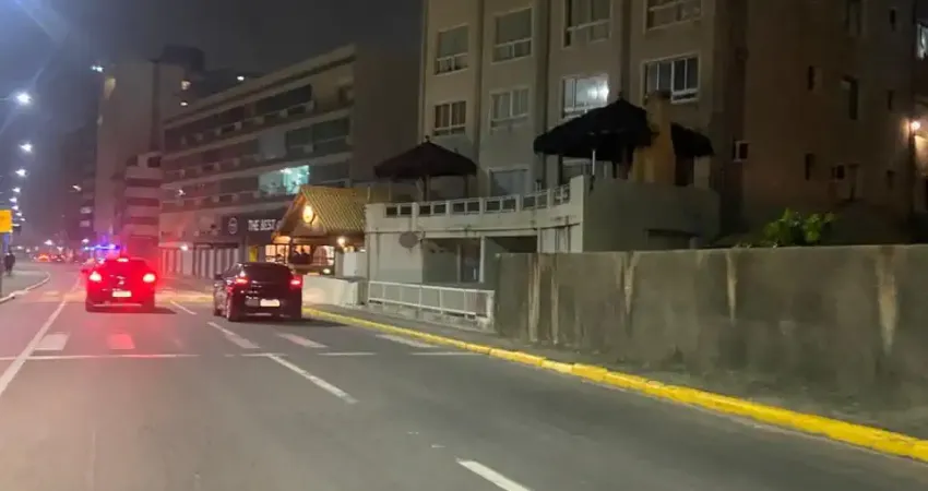 Apartamento com 2 quartos frente mar em Barra Velha