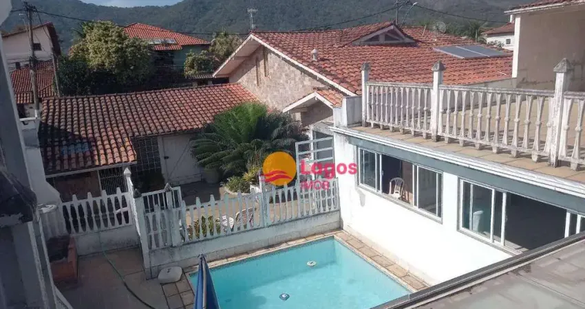 Casa com 7 dormitórios à venda, 360 m² por R$ 850.000,00 - Itaipu - Niterói/RJ