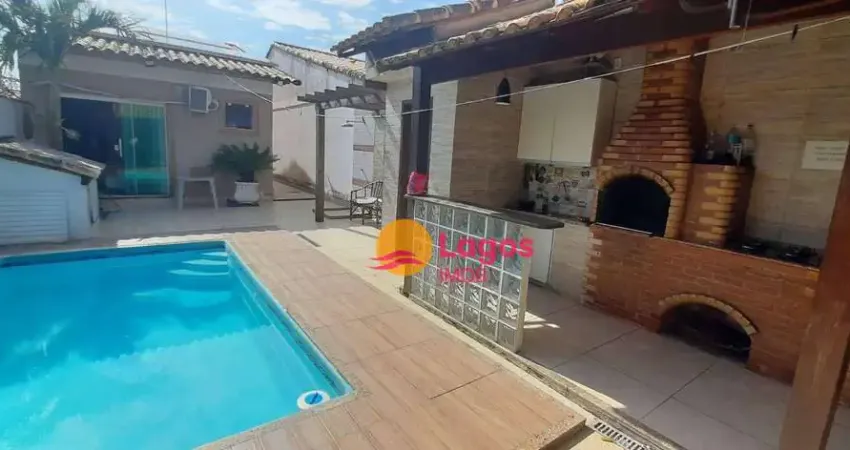 Casa com 3 dormitórios à venda, 94 m² por R$ 550.000,00 - Jardim Atlântico Central (Itaipuaçu) - Maricá/RJ